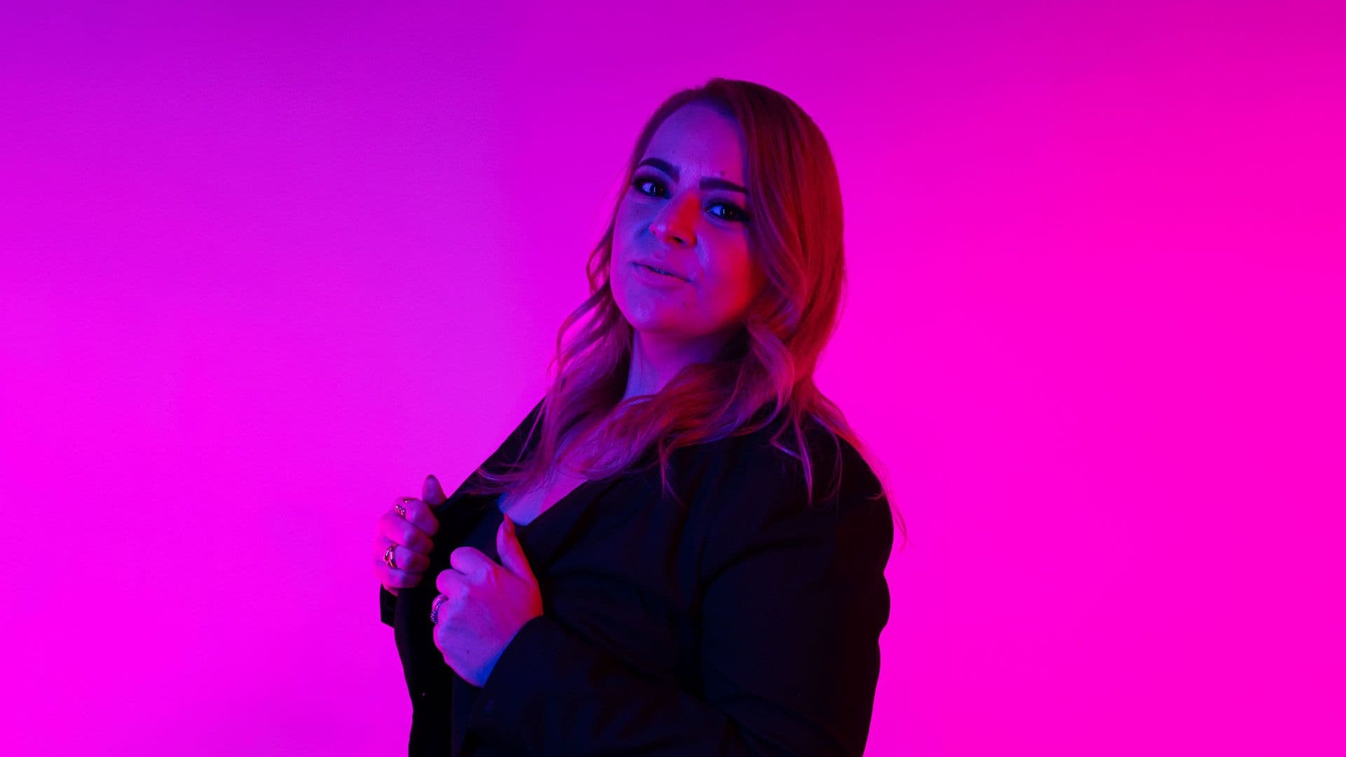 Greta González poster